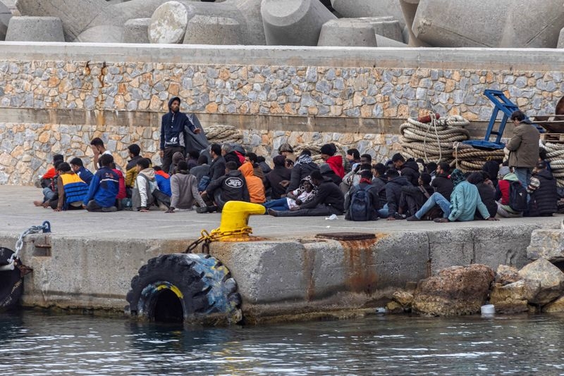Greece drafts tougher law for rejected asylum seekers, PM says