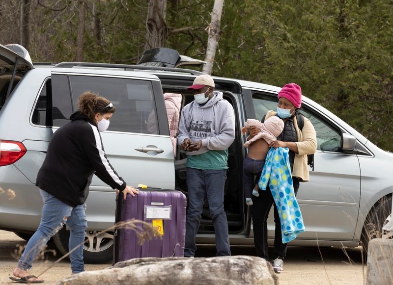 Canadian bill seeks to deny hearings to some asylum-seekers
