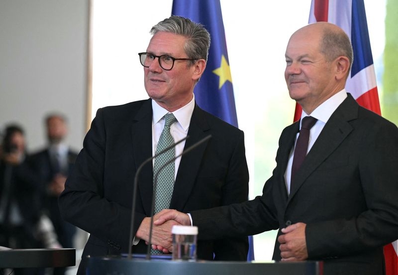 UK PM Starmer to host German Chancellor Scholz on Sunday