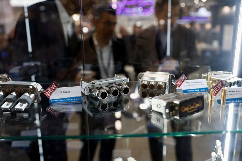 Amphenol to buy CommScope's broadband connectivity, cable unit for $10.5 billion
