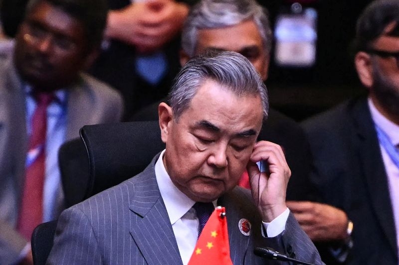 China offers to help resolve Thailand, Cambodia border dispute