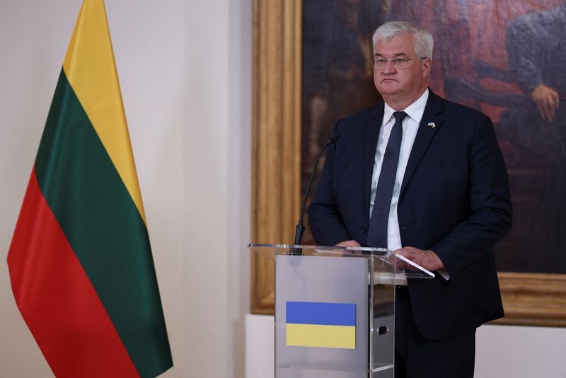 Kyiv accuses Russia of leaving Ukrainians stranded at Georgian border