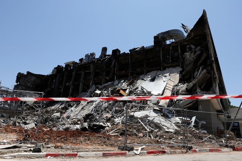 Israeli scientists scramble to save work after Iranian missile hits labs