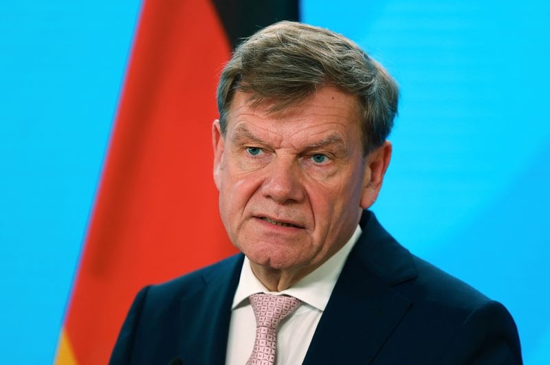 Germany scraps funding for sea rescues of migrants