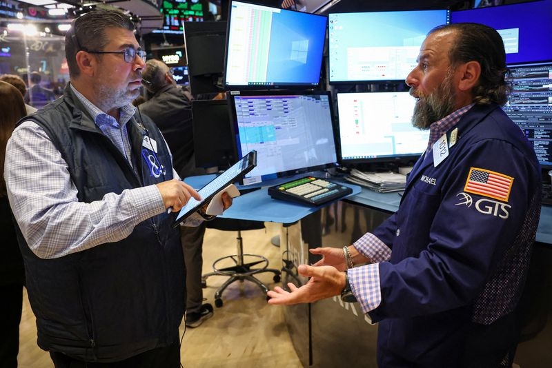 Wall Street tech selloff deepens, European shares steady
