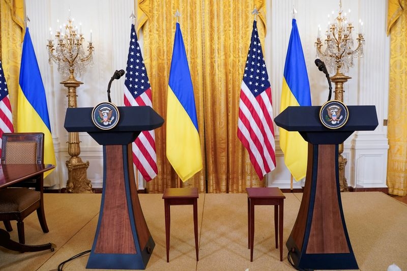 Reaction to Trump pausing military aid to Ukraine