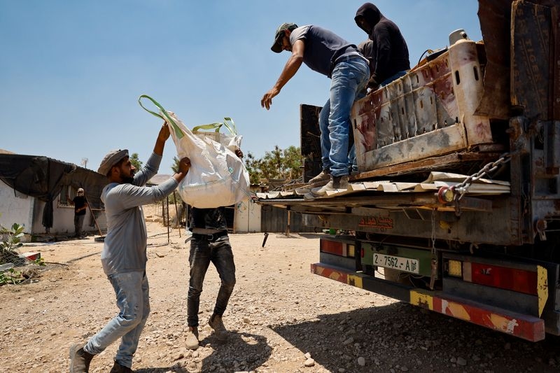 Facing settler threats, Palestinian Bedouins forced out of rural West Bank community