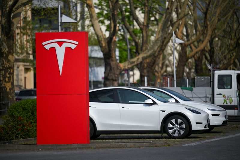 Tesla seeks to block city of Austin from releasing records on robotaxi trial