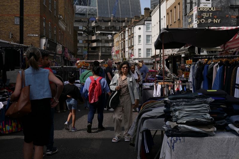UK regulator gives thumbs down to household wealth statistics