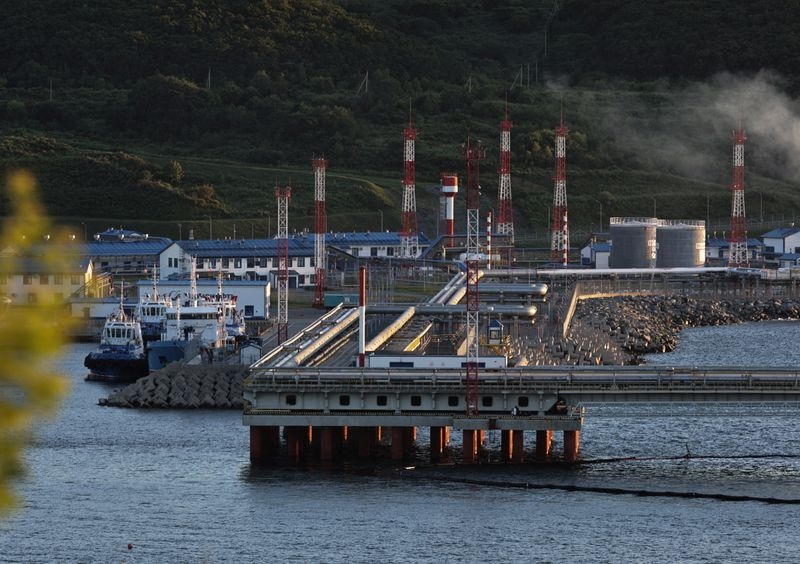 Oil little changed as investors eye Iran-US talks, China data