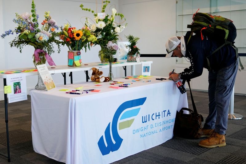 Washington air crash victims led lives helping others