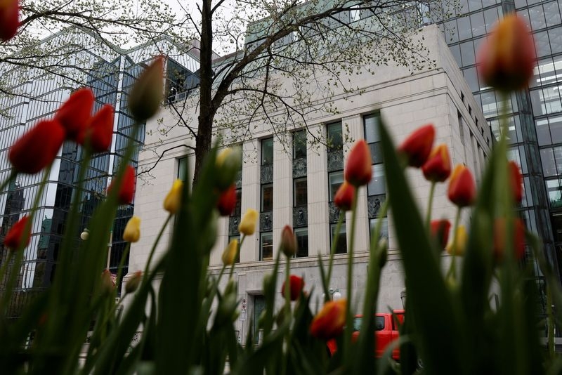 Bank of Canada: some firms see less chance of a worst-case tariffs scenario