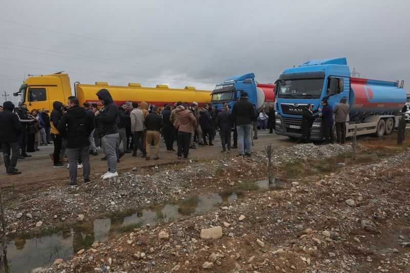 Iraq holds Kurdish government legally responsible for continued oil smuggling