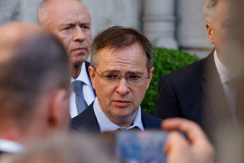 Russia and Ukraine to talk about peace but are still far apart