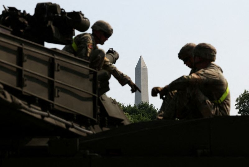 US Congress seeks to boost Navy and Air Force fleets in 2026 bill