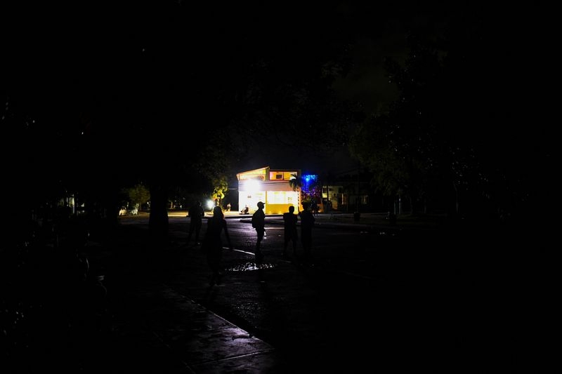 Blackouts - and temperatures - on rise in Cuban capital Havana