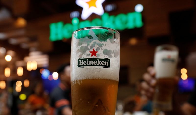 Vietnam parliament approves hiking tax on alcoholic drinks to 90% by 2031
