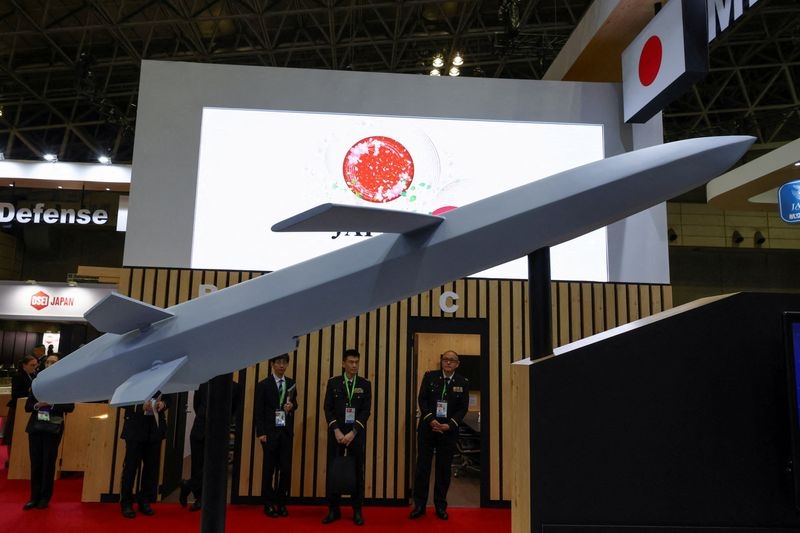 Japan flexes defence ambitions at arms show