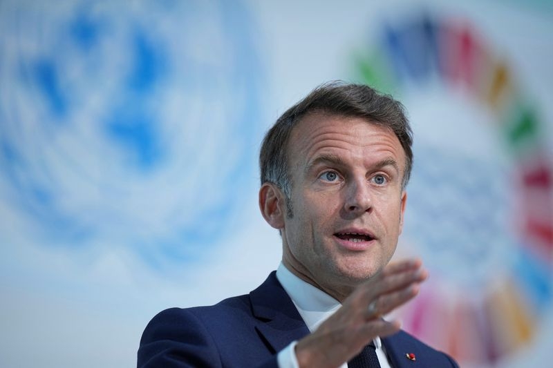 France says it obtains Palestinian reform pledge ahead of conference