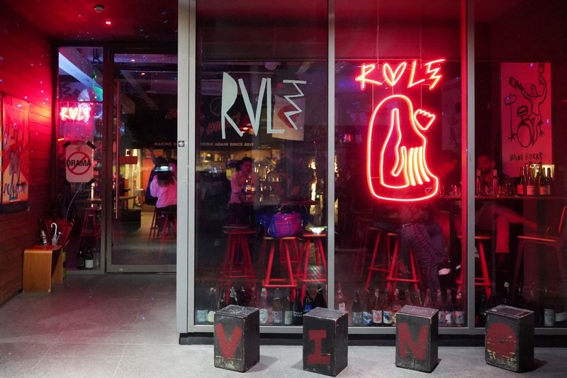 Eateries in foodie haven Singapore close as costs rise, spending falls