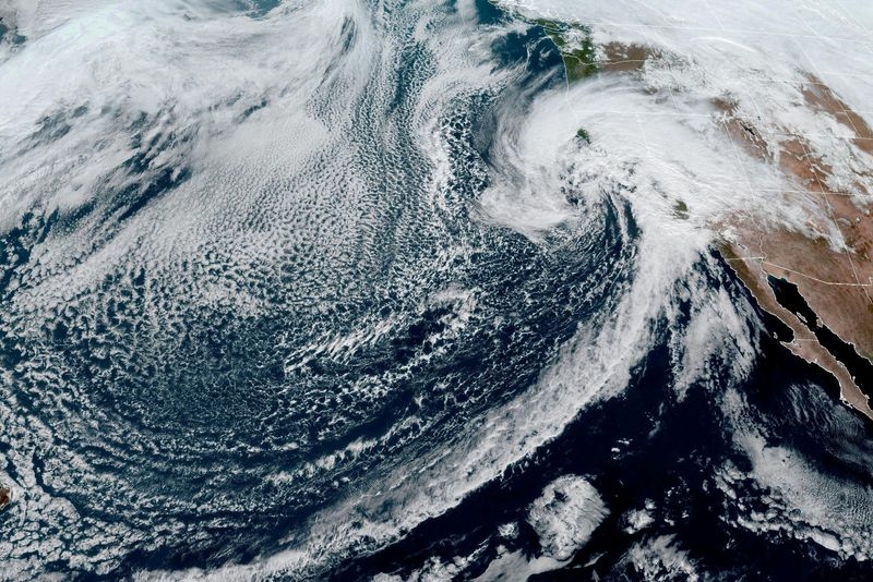 Explainer-What are atmospheric rivers and why do they cause flooding?