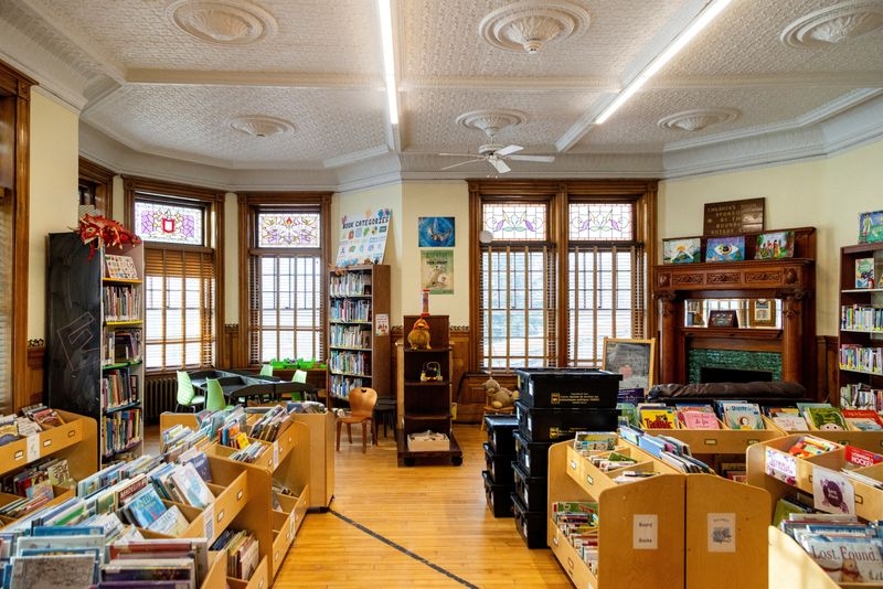 US government blocks Canadian access to border-straddling library, Canadian town says
