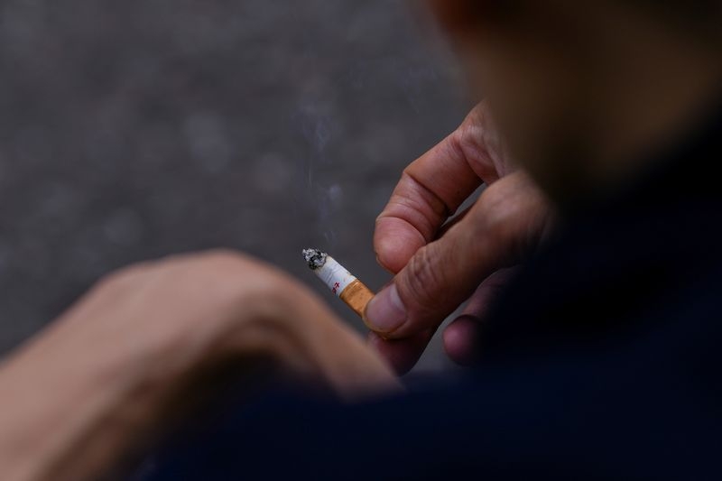 Global crises disrupt effort to get millions to quit smoking, report says