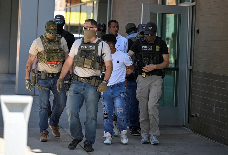 ICE arrests migrants at courthouses, opens door to fast-track deportations