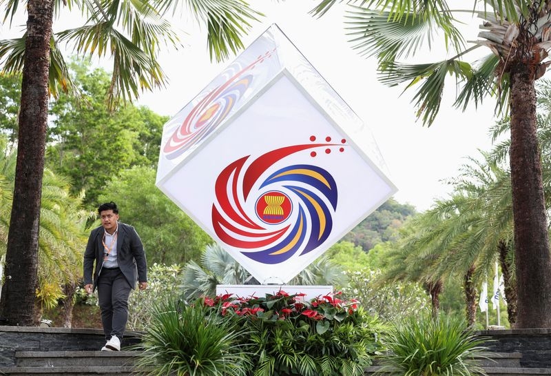 Japan, China, South Korea, ASEAN enhance regional financial safety net