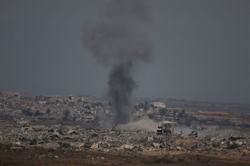 Israel pounds Gaza City, 123 dead in last 24 hours