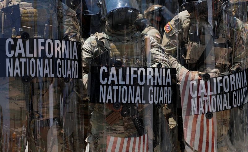 Explainer-Does U.S. law allow Trump to send troops to quell protests?