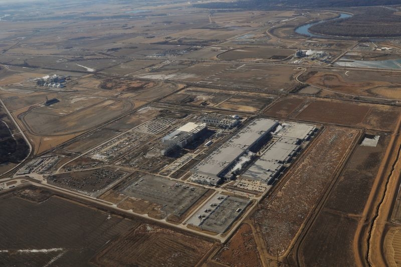 Data center demand to push US power use to record highs in 2025, '26, EIA says