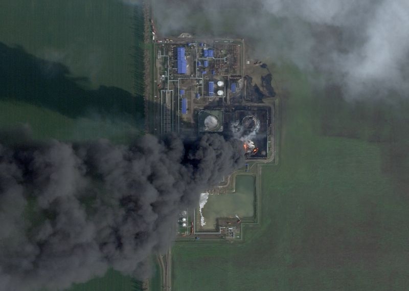 Fire at southern Russian oil depot extinguished after nearly a week, governor says