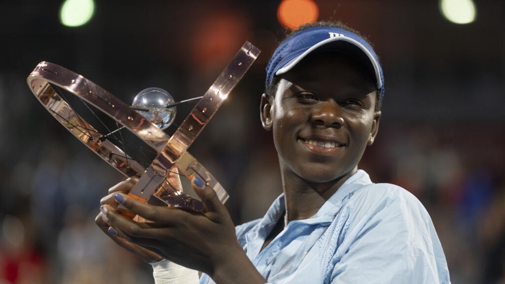 Canadian teenager Mboko beats Osaka to win first WTA title