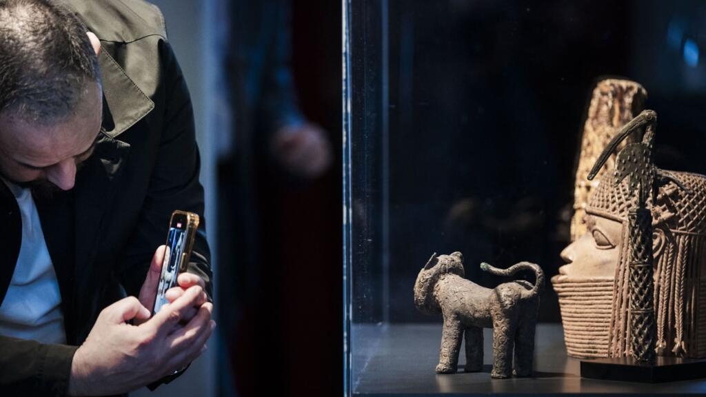 Netherlands prepares to return looted Benin bronzes to Nigeria