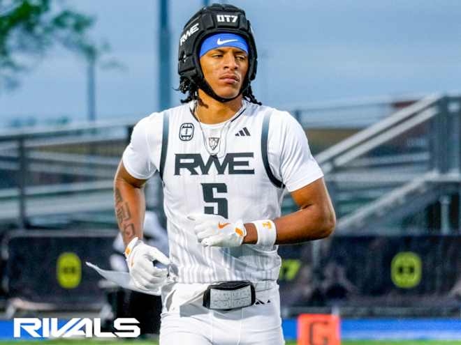 Four-star safety Jordan Smith commits to Georgia