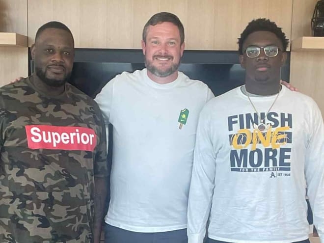 Oregon leads for Rivals250 OL Jayden Dean following first visit