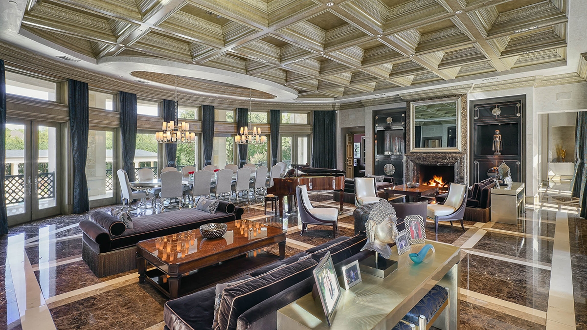 This $25 Million Mansion Is the Largest of Just 8 Estates in an Exclusive Dallas Neighborhood