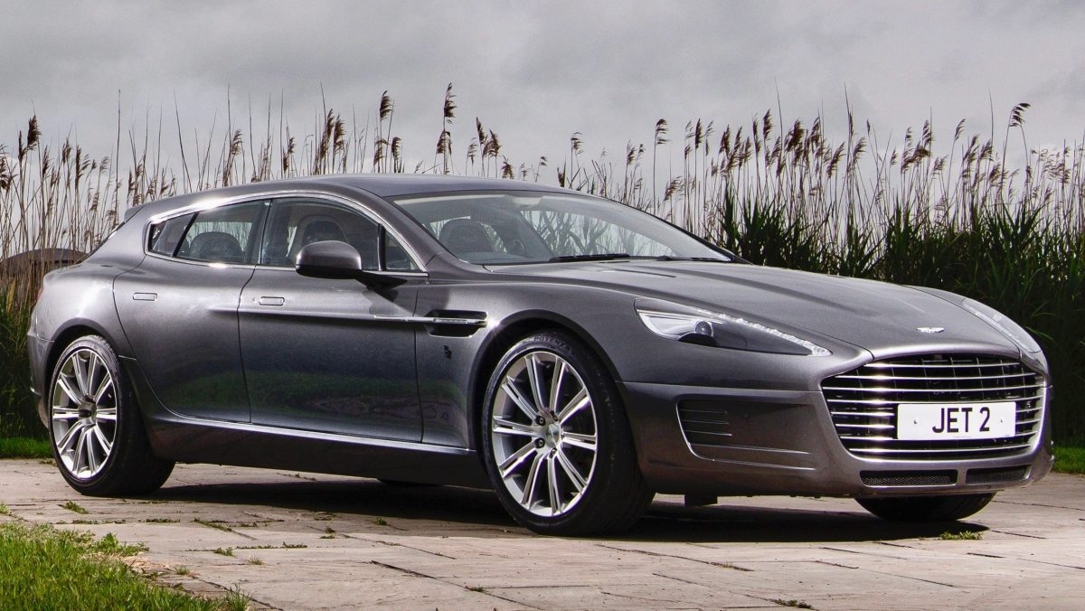 This One-of-a-Kind Aston Martin Bertone Shooting Brake Is Heading to Auction
