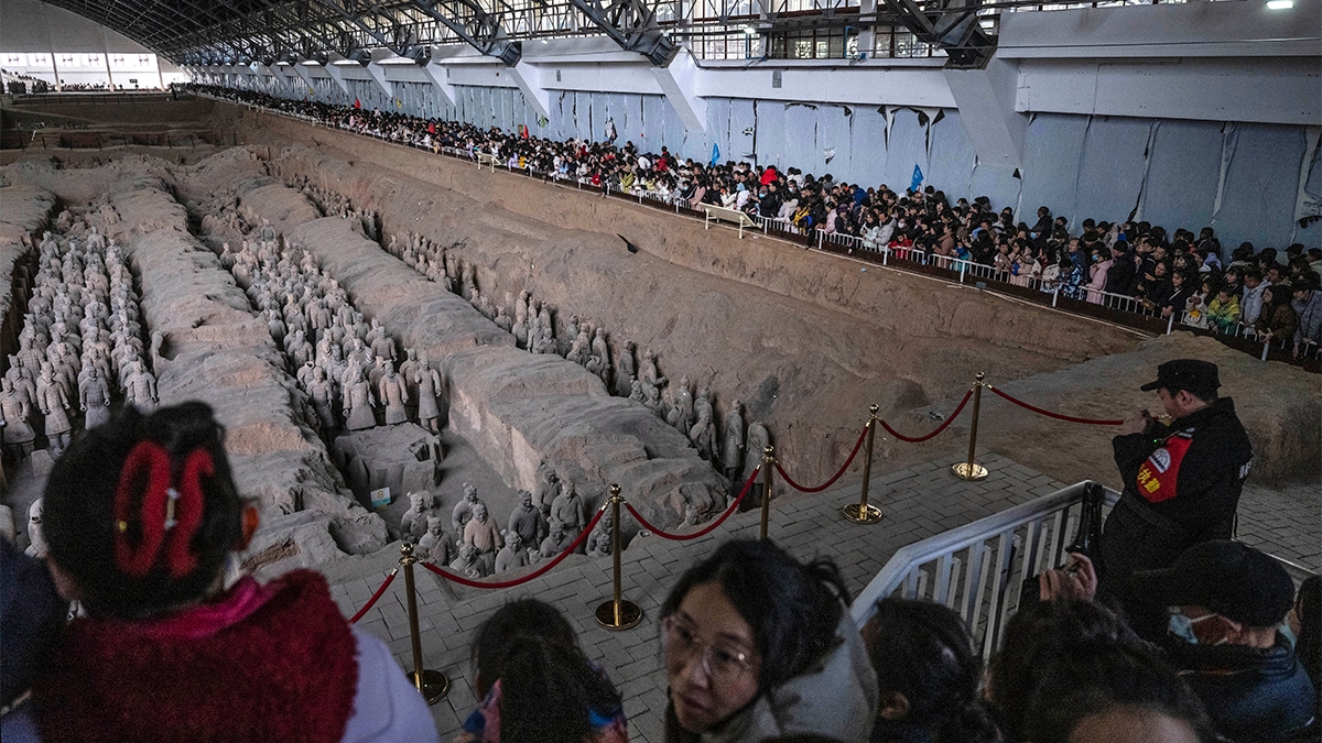 A Tourist Damaged Two Terracotta Warriors at China's Mausoleum of Qin Shi Huang