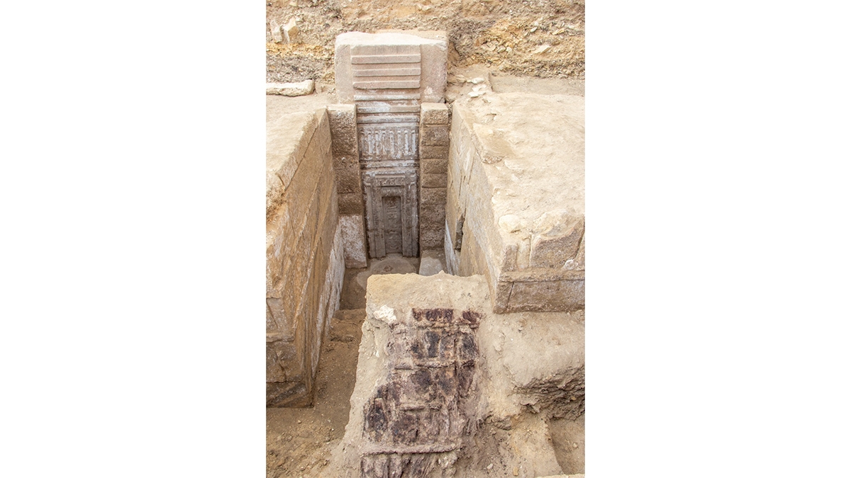 An Ancient Egyptian Prince's Tomb Was Just Discovered South of Giza