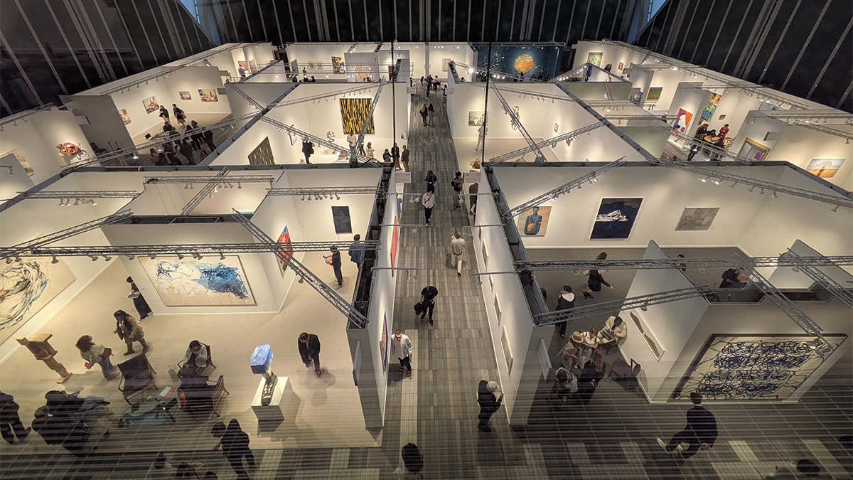 Amid Political and Financial Turmoil, Frieze New York Kicks Off With With Robust Sales