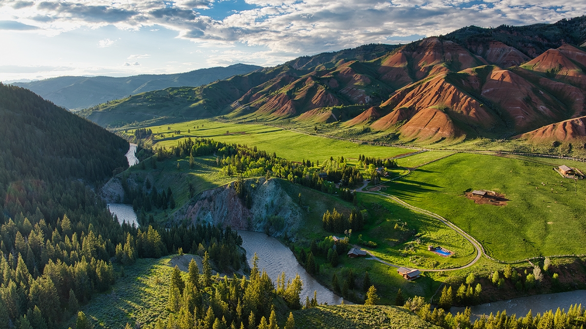 Why the Ultra-Wealthy Are Betting Big on America's Luxury Ranch Estates