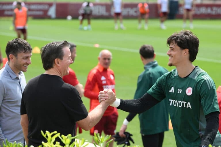 Roma meet with Svilar to reach renewal agreement