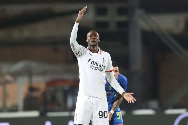 Milan push Tammy Abraham back to Roma