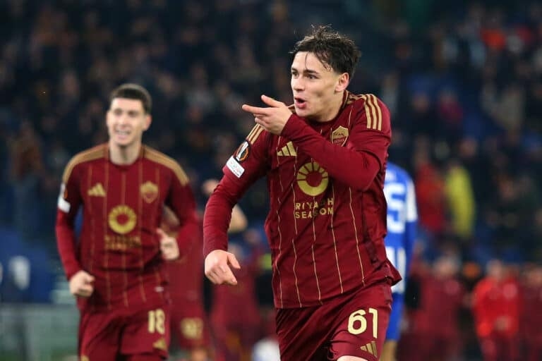 Pisilli celebrates new Roma deal: 'This is my second family.'