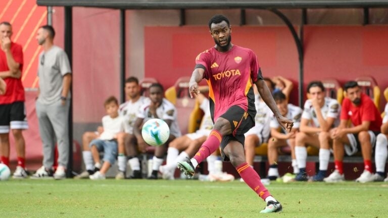 Roma not worried about Evan Ndicka's injury