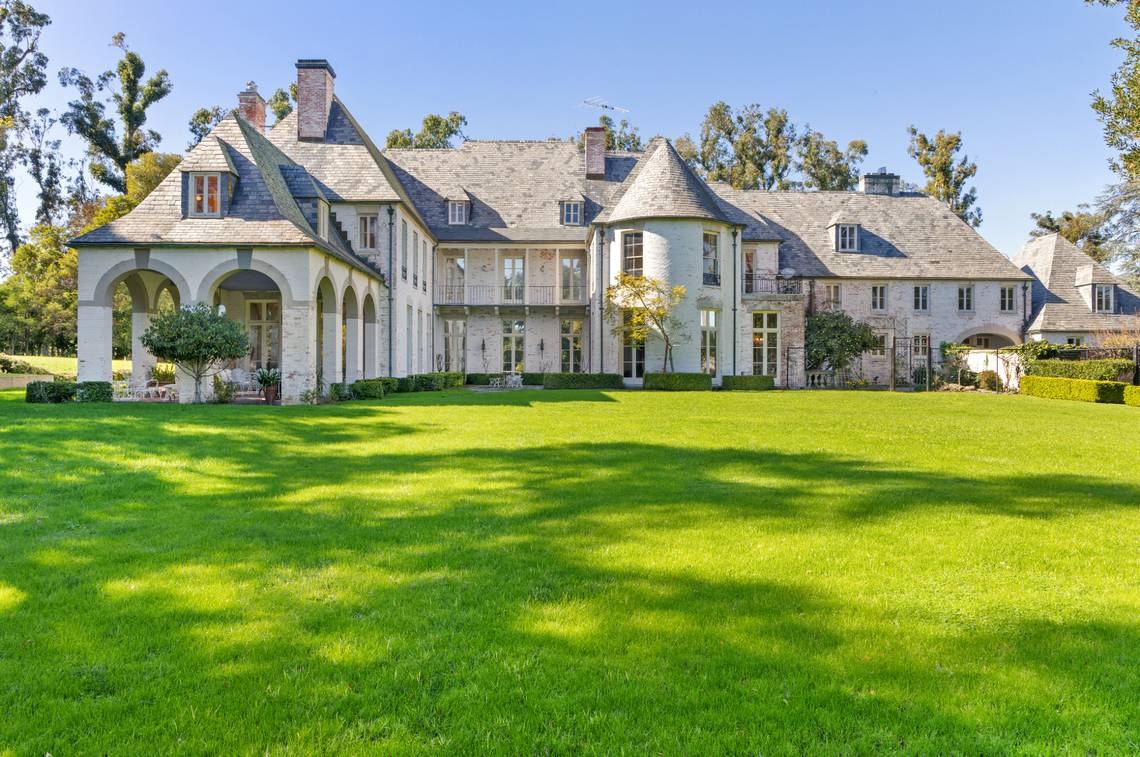 See the opulent Bing Crosby estate in Bay Area. It just sold for $25 million