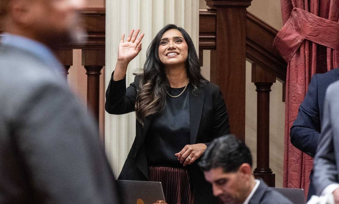 Sacramento police must apologize for harming a California state senator