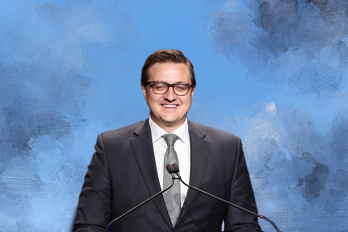 Chris Hayes on why Trump is winning the attention war and Democrats are "scared of new things"